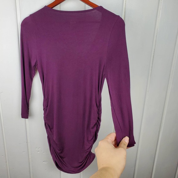 A Pea In The Pod Maternity Medium Plum 3/4 Sleeve Scoop Neck Ruche Side Tunic - Picture 6 of 9